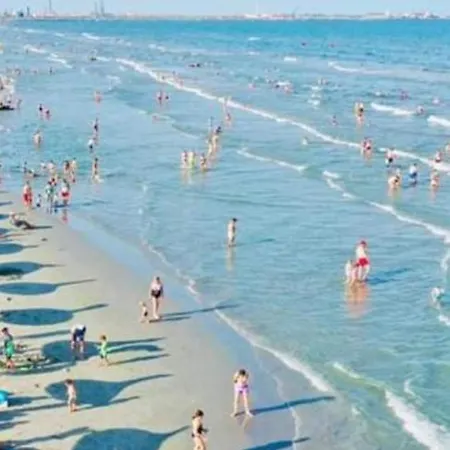 Complex Astoria Mamaia Nord Apartamento