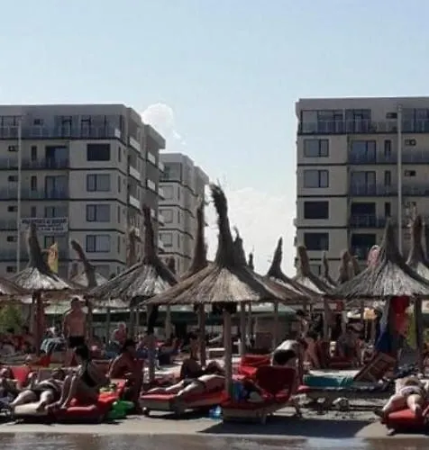Complex Astoria Mamaia Nord 公寓