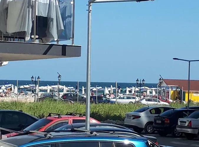 Complex Astoria Mamaia Nord * 那沃达利